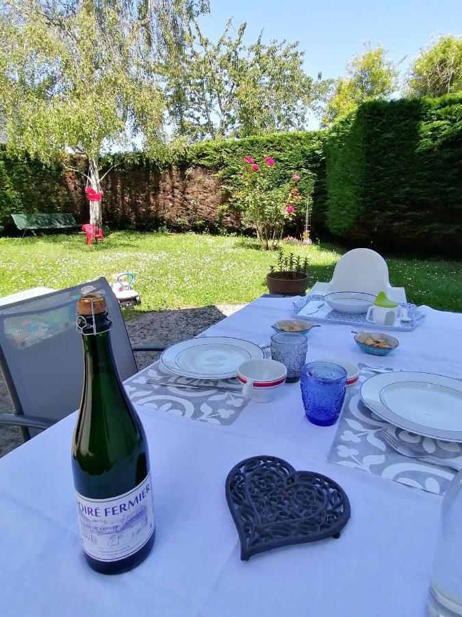 Ferienwohnung A La "Georgette" Et Son Jardin Avec Parking Villers-sur-Mer Exterior foto